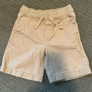 Boys Gap Dock Shorts size 5